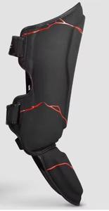 Protège-tibias de boxe Muay Thai sur mesure en cuir PU respirant avec fermeture auto-agrippante – Prix de gros - Product Image 3