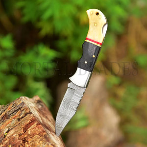 Cuchillo Plegable de Acero de Damasco Personalizable de Alta Calidad con Mango de Hueso, Herramienta Multifuncional Superior para Uso en Exteriores - Product Image 2