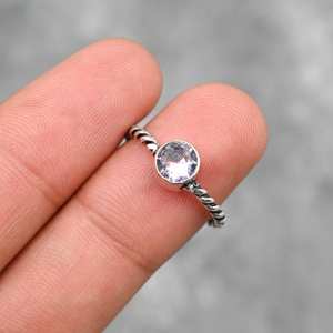 Bague en argent sterling 925 torsadée faite à la main avec pierre unique en kunzite rose, cadeau de bijoux - Product Image 4