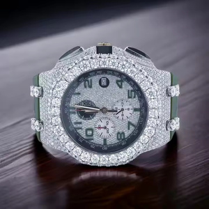 Reloj de Pulsera Galaxy Prestige con Diamantes de Moissanita para Hombre, Elegante Acabado Iced Out, Brillo Imperial - Product Image 1