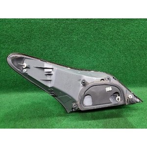 ไฟท้ายมือสองของรถยนต์อีควัส ขวา รุ่น 924023N000 - Product Image 2
