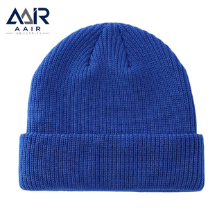 Gorro de Punto Acanalado Negro con Cadenas, Gorro de Invierno 100% Algodón, Transpirable e Impermeable para Uso Casual al Aire Libre - Product Image 4