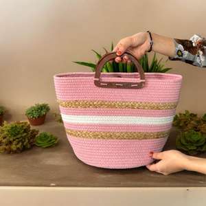 Panier de rangement rond en coton et jute bleu fait main, tricoté à la main, écologique, léger, élégant, avec poignée courte, pour la maison et le bureau - Product Image 3