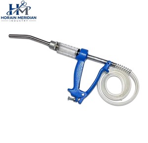 Pistolet de distribution vétérinaire pour bétail, seringue orale automatique réglable pour bovins, ovins, caprins, outil médical pour animaux de ferme - Product Image 2