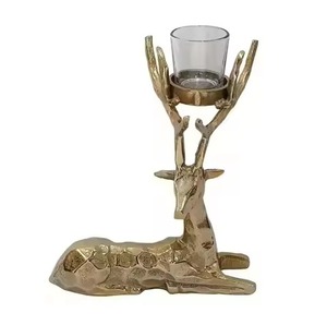 Portavelas Metálico Navideño con Trabajos de Corte Intrincados para Iluminación Decorativa, Decoración Festiva de Mesa y Accesorios para Regalos Navideños - Product Image 3