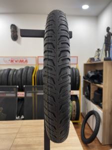 Pneu de moto K139 haute adhérence TT TL pour scooters et motos Underbone en conduite urbaine - Product Image 3