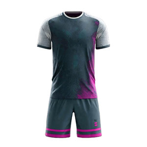 ชุดกีฬาฟุตบอลพิมพ์ลายระบายอากาศดี  แบบสั่งทำพิเศษด้วยเทคนิค Sublimation คุณภาพสูง แห้งเร็ว พร้อมกางเกงขาสั้น - Product Image 2