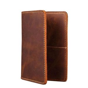 ซองหนังเย็บมือสีน้ำตาลสำหรับใส่พาสปอร์ตผู้ใหญ่ - Product Image 1
