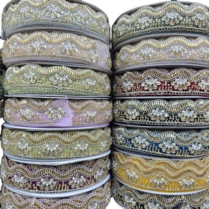 Ribete de encaje metálico con lentejuelas tejido KUSHANG hecho a medida, diseño moderno, lavable, ecológico, poliéster y rayón, color personalizado - Product Image 1
