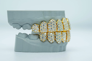 ฮิปฮอปที่กำหนดเอง925เงินฟัน grillz เย็นออก Moissanite เพชร grillz ฟันเงินเครื่องประดับราคาที่ดีที่สุด - Product Image 2