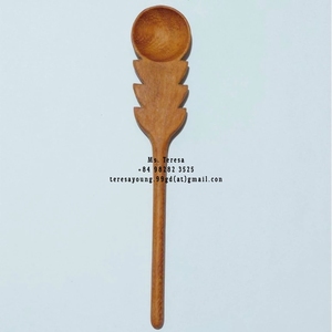 Cucharas de madera Doussie hechas a mano con mango de rama: Decoración de cocina - Product Image 3