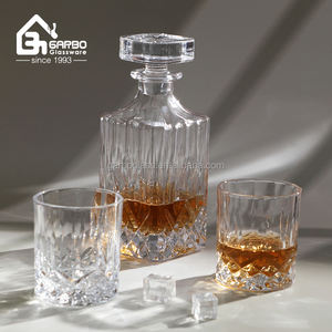 Juego de 5 Piezas de Cristalería de Whisky de Alta Calidad Hecha a Máquina, Decantador de Vino de Cristal - Product Image 1