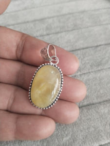 New Arrival Top Selling Premium Quality Yellow Opal Natural Gemstone Pendants Wholesale High Grade Crystal Pendants Bulk Jewelry - Product Image 3
