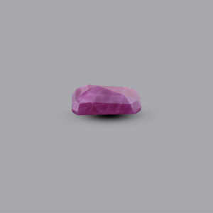 Pierre précieuse en rubis africain ovale de 3,8 carats, facettée, grenat rouge pour bijoux fins - Product Image 3