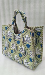 Sac Jhola indien matelassé, grand sac fourre-tout en coton matelassé, sac de shopping imprimé - Product Image 2