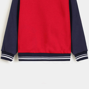 เสื้อแจ็คเก็ตวาร์ซิตี้สีแดง แขนสีกรมท่า ปกคอพับ ติดกระดุม สไตล์พรีปปี้ ทรงปกติ เหมาะสำหรับใส่ในฤดูใบไม้ร่วง - Product Image 5