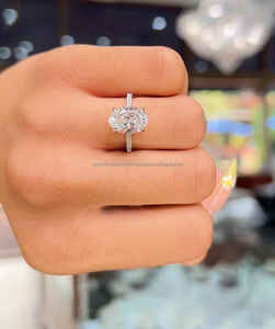 Anillo de Compromiso Clásico con Diamante Ovalado de 2.00CT Cultivado en Laboratorio, Oro Amarillo Sólido de 14K, Engaste de Garras, Joyería Fina para Mujer - Product Image 4