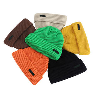 Gorros de lana personalizados al por mayor OEM, gorros de invierno de cachemira para mujer, gorros de lana 100% pura con logotipo. - Product Image 6