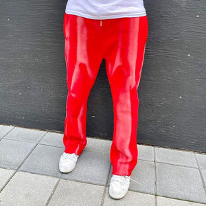Pantalones de chándal de hombre rojos con efecto tie-dye, cintura elástica, estilo casual, de poliéster tejido, estilo primavera, con efecto deslavado por el sol, 100% algodón, forro polar, corte acampanado. - Product Image 1