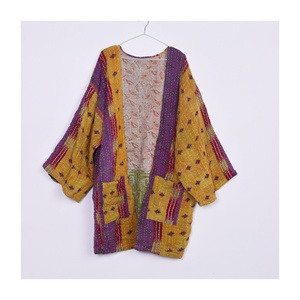 กิโมโนแนววินเทจทำด้วยมือเสื้อโค้ทผ้าฝ้ายคอตตอนพิมพ์ลายดอกไม้สไตล์วินเทจ - Product Image 3