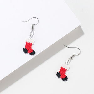 ต่างหูห้อยประดับลูกปัดทำมือ แฟชั่นสำหรับงานคริสต์มาส ของขวัญเครื่องประดับงานปัก ต่างหูดีไซน์โดดเด่น - Product Image 2