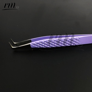 Pinzas para Extensión de Pestañas Mega Volumen con Logotipo Personalizado Profesional de RMI Wholesale, Punta de Fibra, Acero Inoxidable de Precisión, Antimagnéticas - Product Image 4