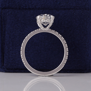 Anillo de Compromiso con Diamante Ovalado de 3 Quilates Cultivado en Laboratorio, Halo Oculto, Certificado IGI - Product Image 5