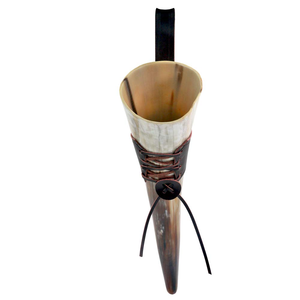 Mug en corne avec sangles en cuir, fait main, en corne naturelle, tasse à boire, mug à bière/vin Viking, articles de bar pour la maison, les fêtes et la décoration de festivals - Product Image 1