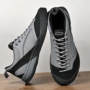 Zapatillas casuales para hombre hechas de cuero vacuno de primera capa con diseño perforado y calado, transpirables, cosidas a mano. - Product Image 1