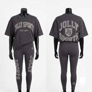 Ensemble femme : T-shirt blanc oversize en coton et élasthanne 240 GSM et legging 300 GSM avec logo en silicone, style streetwear - Product Image 6