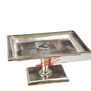 Soportes de pastel de Acabado plateado de forma rectangular de alta calidad para decoración de aluminio con base de pie - Product Image 1