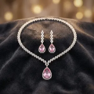 Conjunto de collar y aretes de diseño moderno para mujer, accesorios elegantes para fiestas y ocasiones festivas. - Product Image 5
