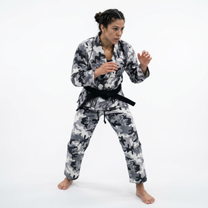 Kimono de combat noir multicolore personnalisé de haute qualité 450 GSM Shoyorol GL Batch # Kimono de Jiu-Jitsu Brésilien 60 Fighter Rank - Product Image 1