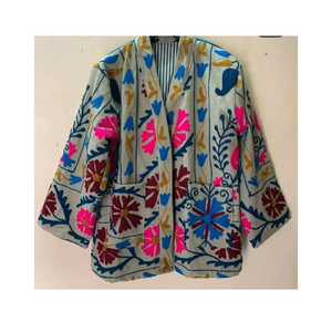 Veste brodée Suzani style bohème, très tendance, pour femmes, idéale pour l'hiver - Product Image 3