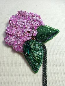 Broche élégante en broderie de paon perlée, accessoire de mode fait main - Product Image 6