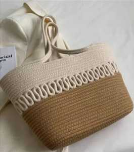 Bolso de playa vintage de ganchillo para mujer, diseño fruncido de dos tonos, parte superior abierta, ligero, para uso diario, listo para enviar - Product Image 1