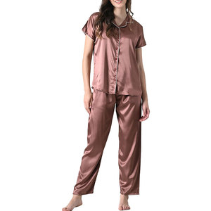 Elegante Pijama Cómodo para Mujer, Traje de Dormir Duradero con Costuras Impecables - Product Image 1