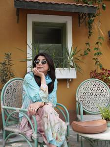 Ensemble Kurta Palazzo Dupatta imprimé numérique bleu ciel et rose pour femmes, vêtements ethniques indiens et pakistanais - Product Image 1