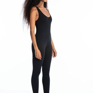 Conjuntos deportivos de alta calidad para mujer, ropa deportiva de una pieza, con logo personalizado, conjunto suave de yoga y gimnasio, mono deportivo para mujer. - Product Image 2