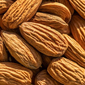 อัลมอนด์อบแห้งธรรมชาติ บรรจุภัณฑ์ขนาดใหญ่ สำหรับผู้ซื้อขนมขบเคี้ยวและผู้ค้าส่วนผสมอาหารเพื่อสุขภาพที่เชื่อถือได้ - Product Image 3