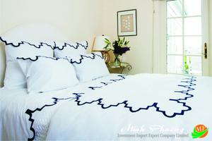 Parure de lit de luxe vietnamienne brodée 100 % coton 300 fils/cm² personnalisable, ensemble 8 pièces toutes saisons, élégant et durable – Nouveauté irrésistible - Product Image 5