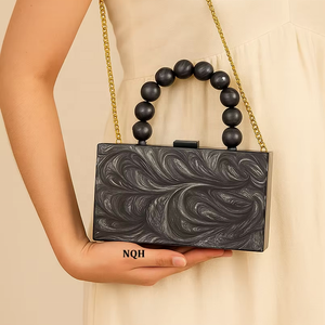 Pochette de soirée de luxe faite à la main en bois et résine, durable et écologique, avec incrustation géométrique, sac à bandoulière avec chaîne, logo personnalisé - Product Image 1