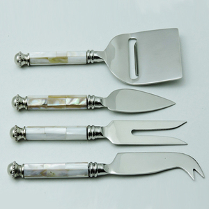Ensemble d'ustensiles à fromage en acier inoxydable, 4 pièces, manche en corne, outils de service, sans danger pour les aliments, lavage à la main uniquement - Product Image 3