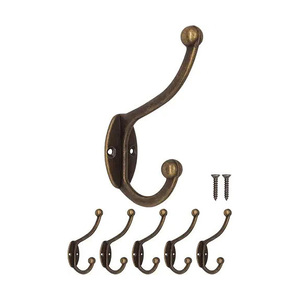 Patère murale double en laiton massif au design moderne, style antique vintage, pour manteaux, robes et serviettes, avec crochets décoratifs en métal doré gravé - Product Image 4