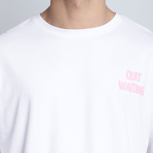 เสื้อยืดโอเวอร์ไซส์ผ้าฝ้าย 220 กรัม คุณภาพสูง เป็นมิตรกับสิ่งแวดล้อม สำหรับผู้ชาย สวมใส่สบาย ทันสมัย พร้อมบริการสกรีนโลโก้ด้านหน้าแบบพัฟพิมพ์ตามสั่ง - Product Image 6