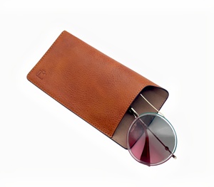 Étui à lunettes de luxe Castello marron en cuir de vachette véritable huilé, fait main, fermeture ouverte, faible MOQ, article très demandé, portefeuilles - Product Image 1