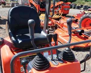 Nouvelle Mini-Excavatrice Kubota K008-3 2026 – Poids : 2 200 lb, Puissance du Moteur : 10,3 CV – En Stock - Product Image 3