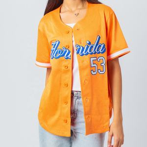 Vente en gros de maillots de baseball personnalisés et de chemises boutonnées personnalisées, parfaits pour les uniformes sportifs des femmes - Product Image 1
