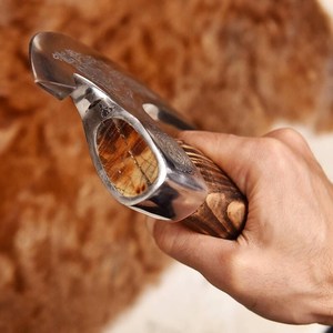 Hacha Tomahawk con hoja de acero forjado, cortador de pizza, hacha de supervivencia con mango de madera de fresno, cabeza con diseño decorativo. - Product Image 3