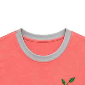 Débardeur sans manches en coton pour homme, motif brodé minimaliste, coloris corail et gris, style streetwear décontracté pour l'été - Product Image 4